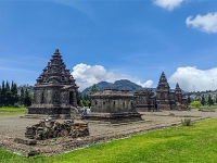 Kompleks Candi Arjuna